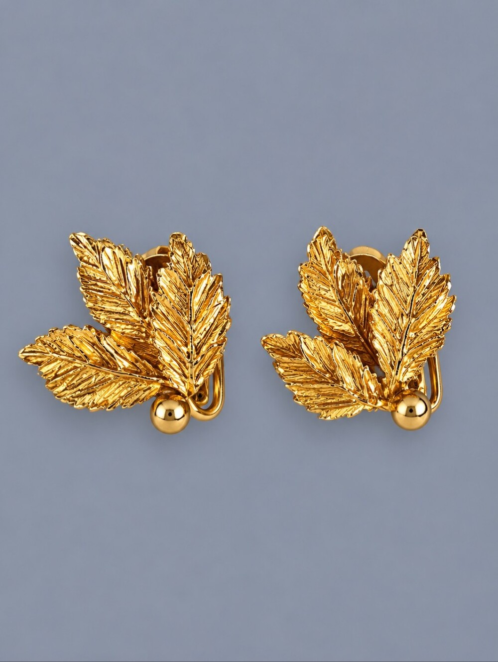 Vintage Goldtone Leaf Cluster Clip-On Earrings